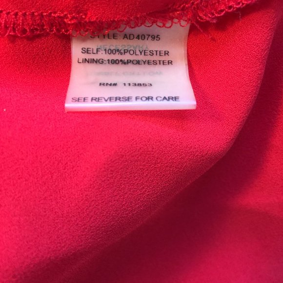 Sugarlips Red Dress Size L NWT with Perforated Details at Sleeves and Hem - Picture 4 of 9